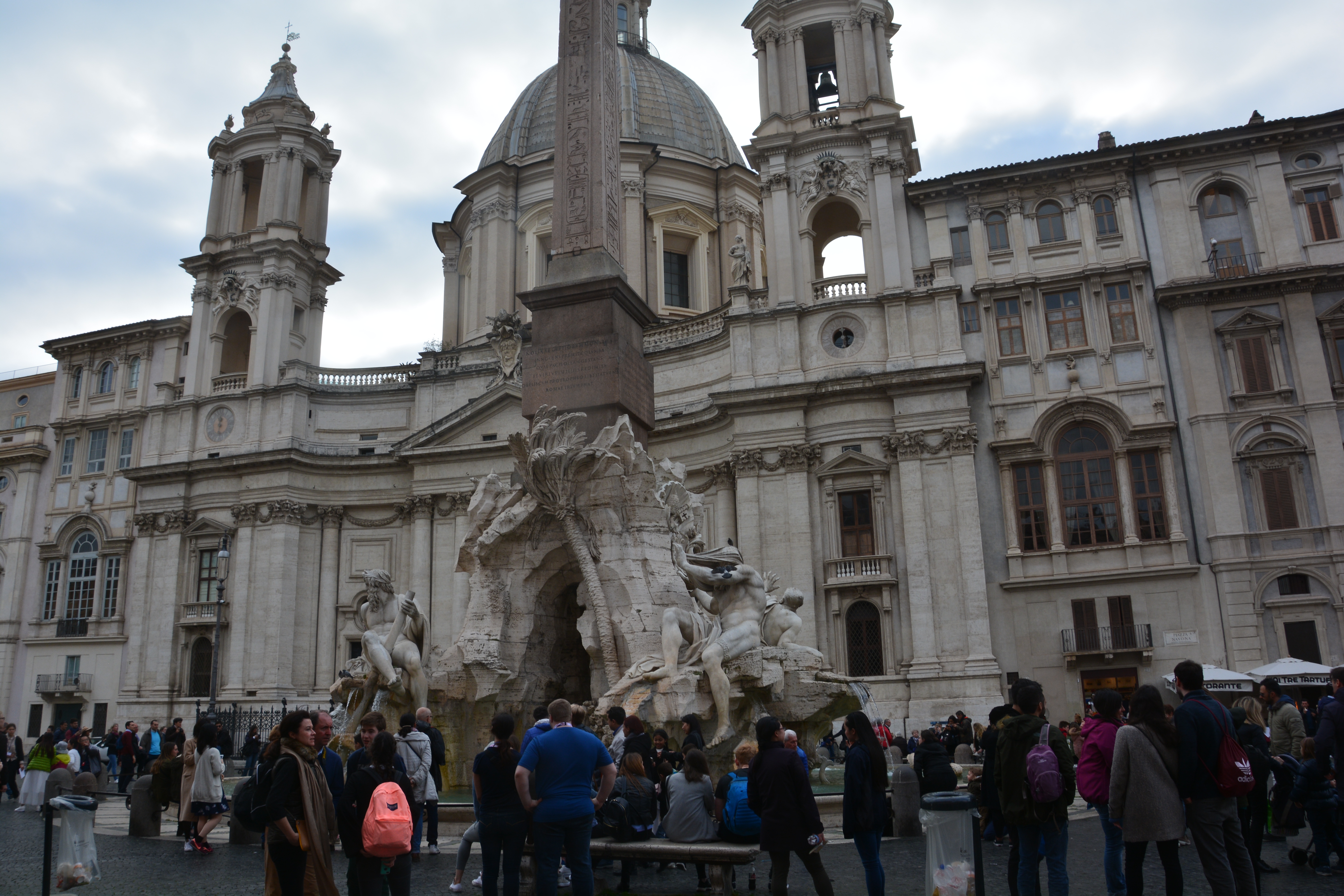 navona